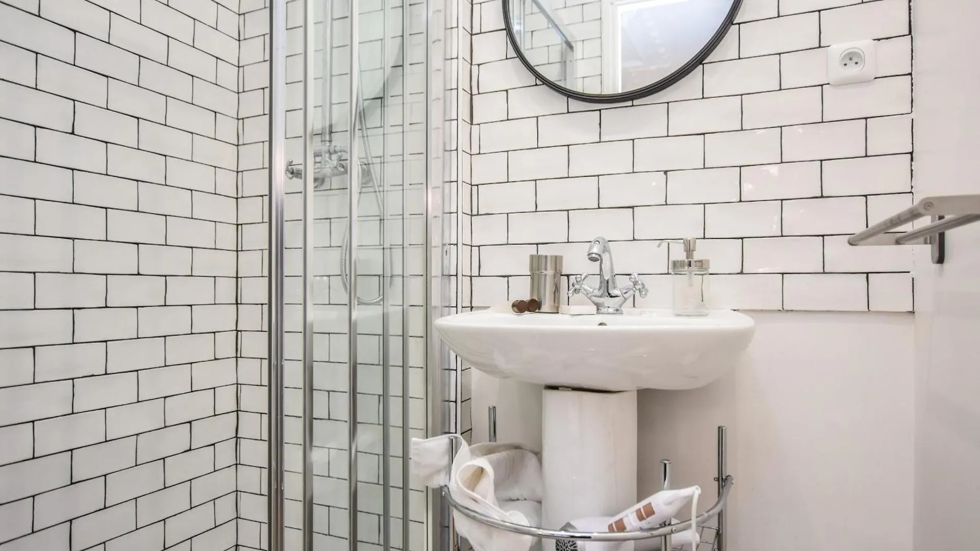 Chic Apartment - 3Br-8P - Gare De L'Est Paris